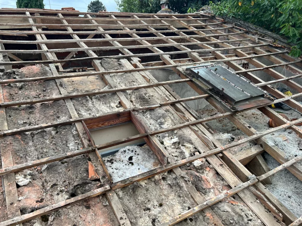 Pose d’une toiture neuve en tuiles mécaniques à Toulouse (quartier 7 Deniers)