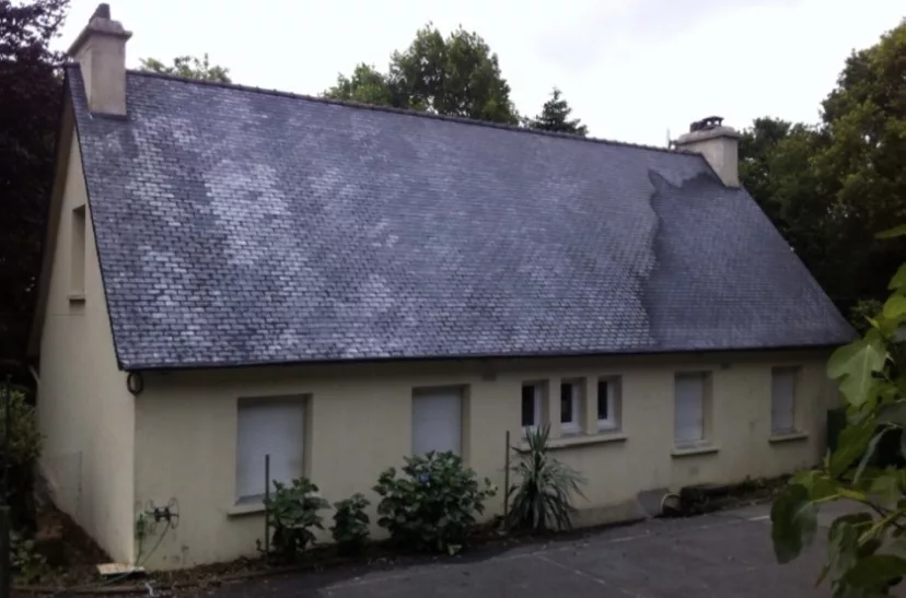 Rénovation complète de toiture en ardoise à Fronton